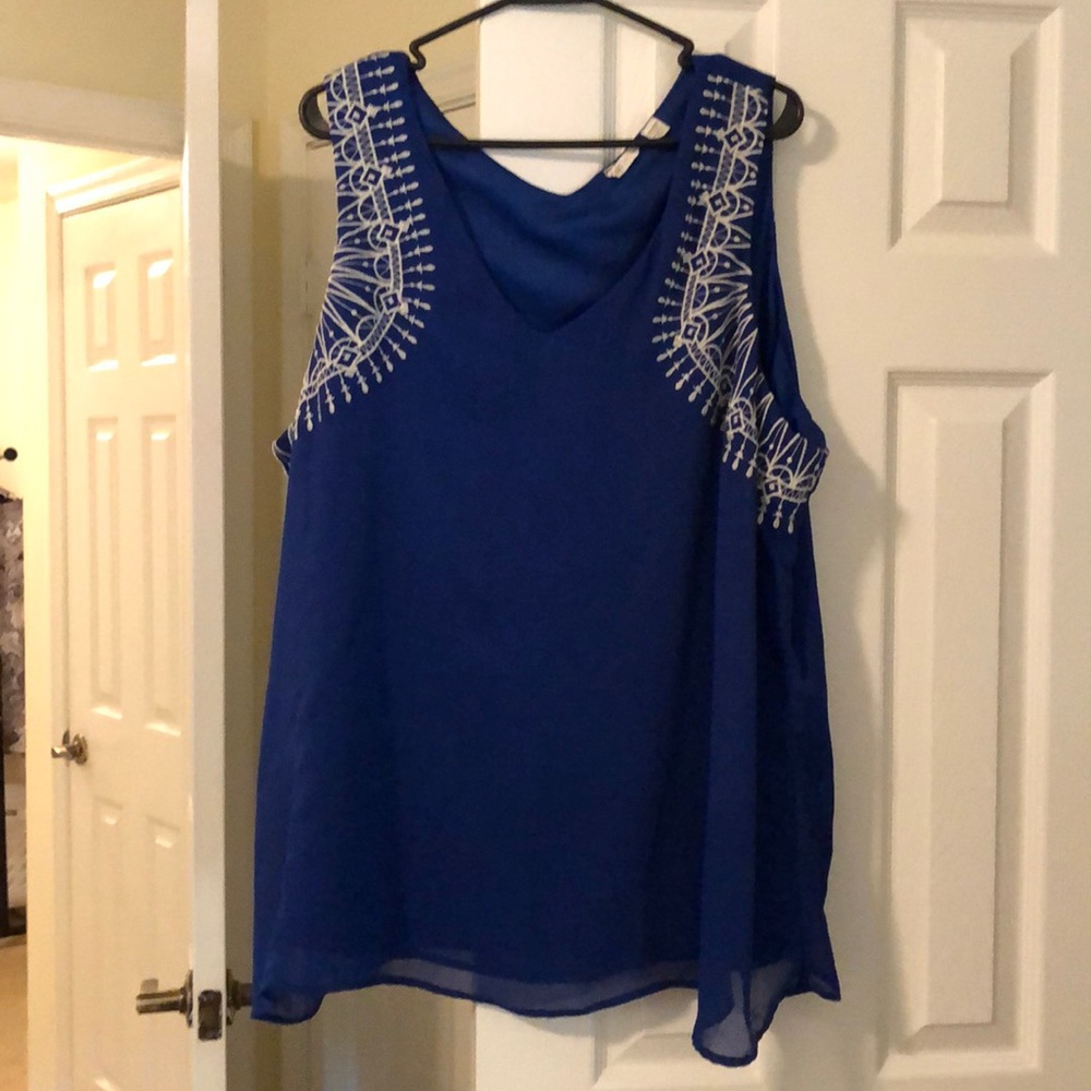 Cute top